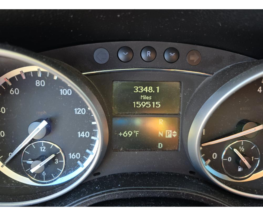 Mercedes-Benz GL-Class  2010