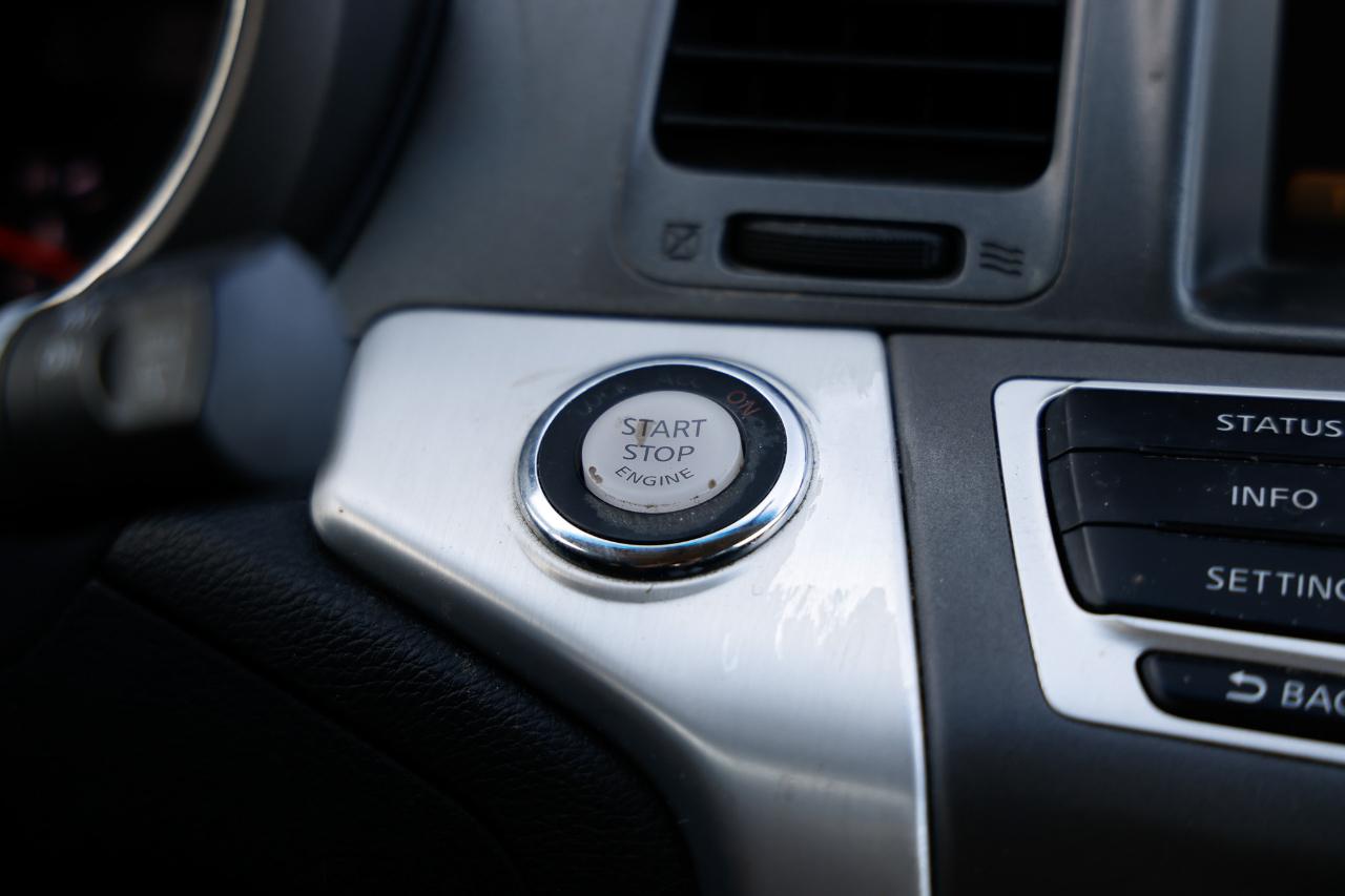 Nissan Murano SV 2012