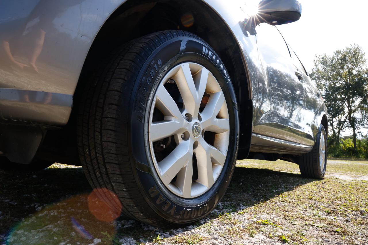 Nissan Murano SV 2012