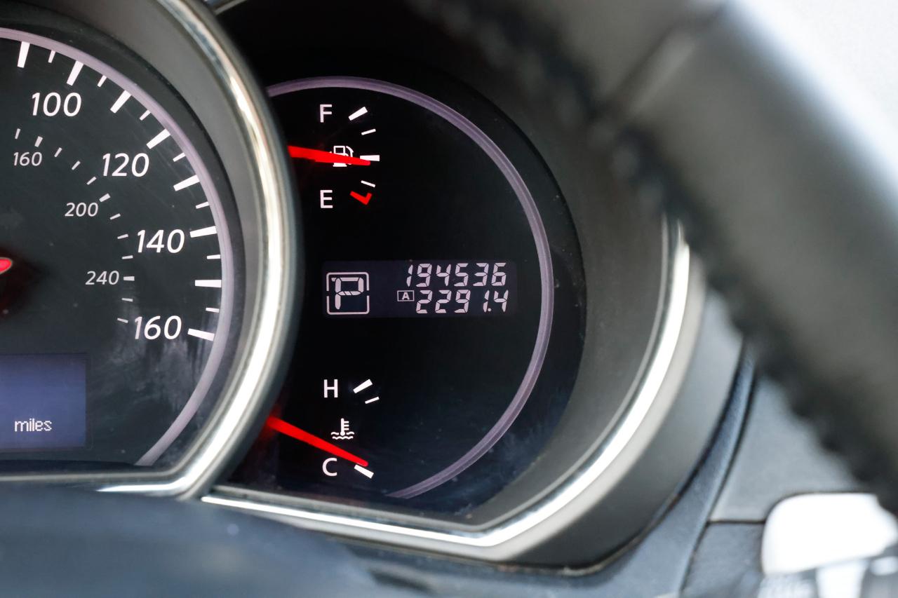 Nissan Murano SV 2012