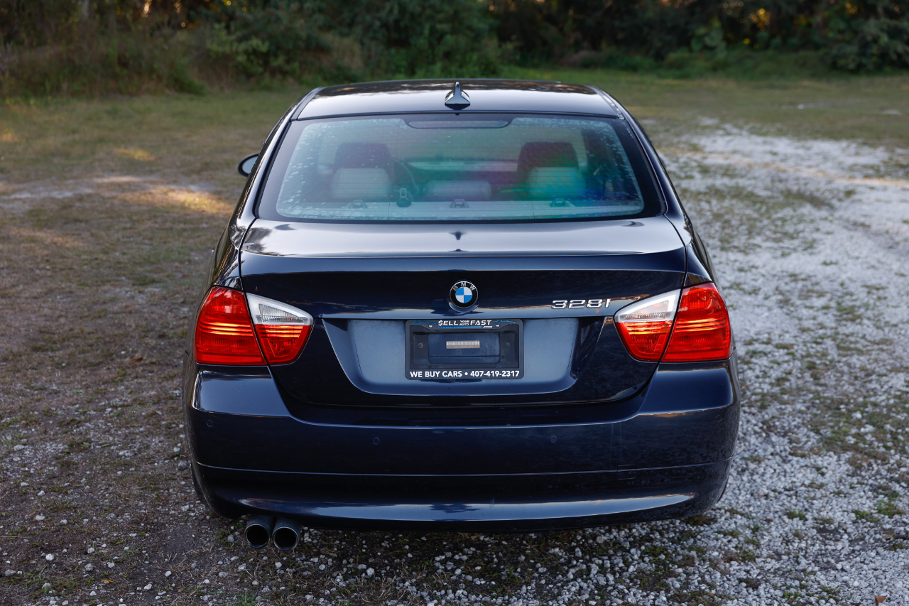 BMW 328i  2008