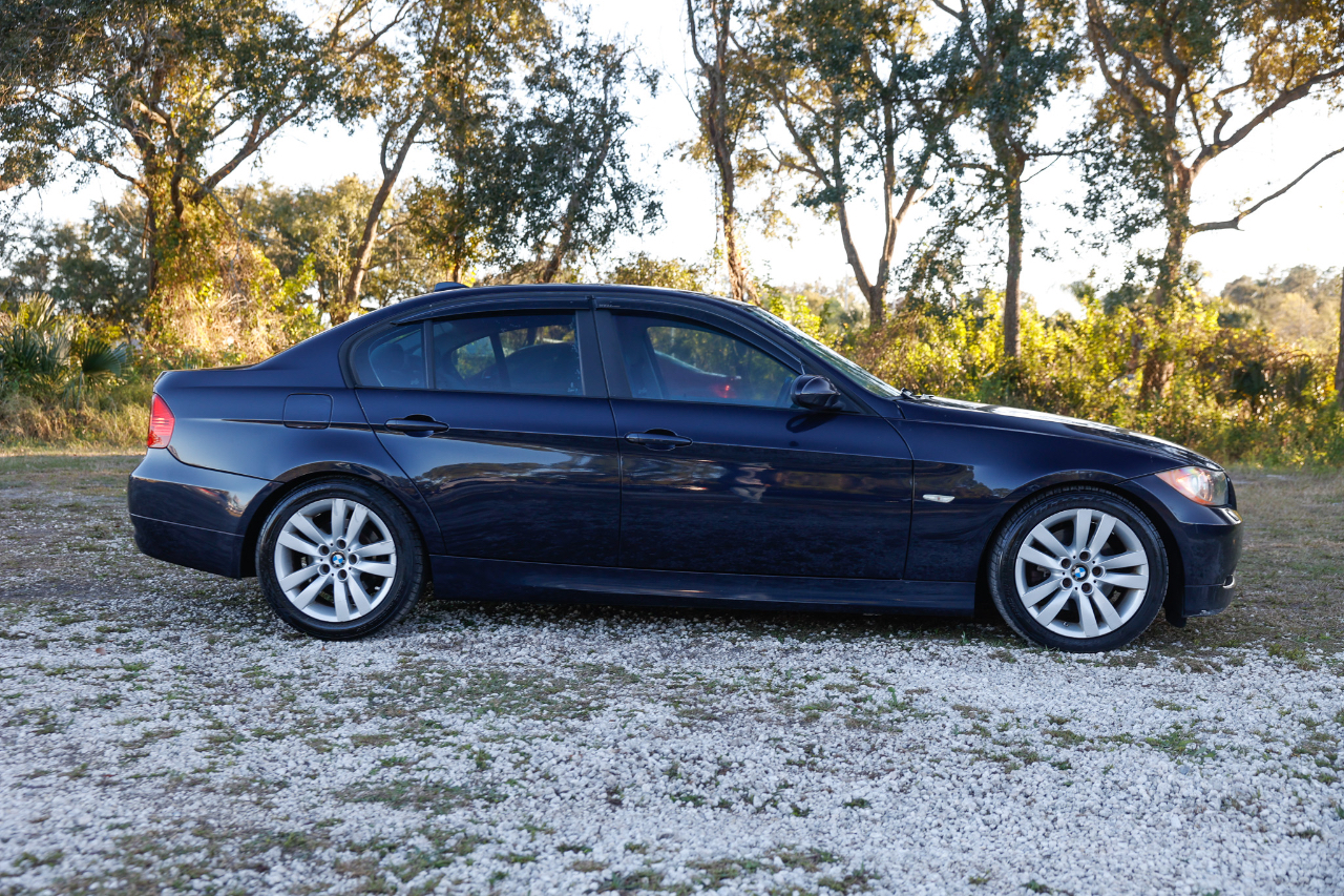 BMW 328i  2008