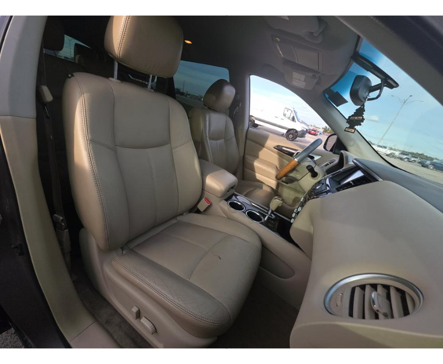 Nissan Pathfinder SL 2014