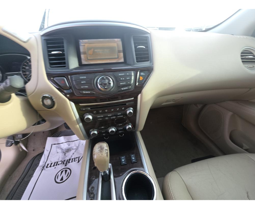 Nissan Pathfinder SL 2014