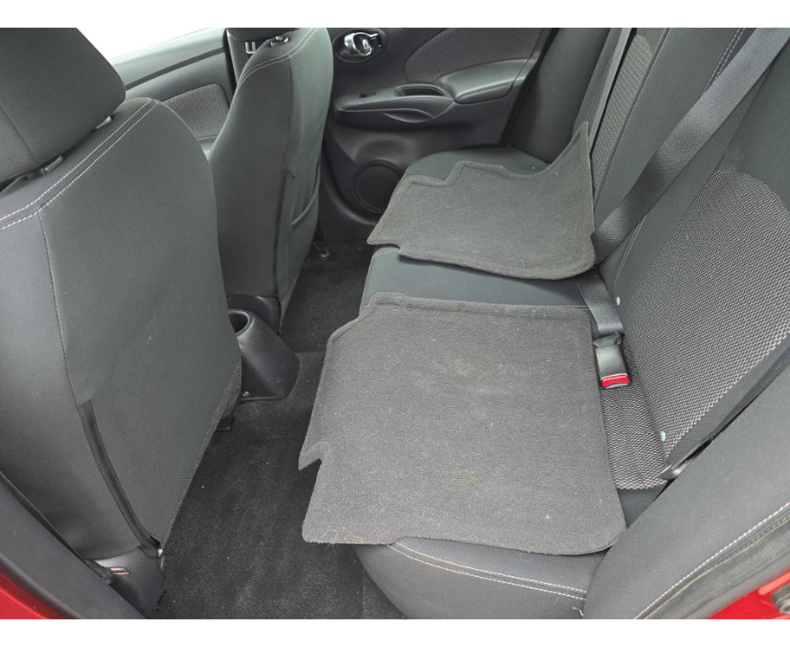 Nissan Versa SV 2016