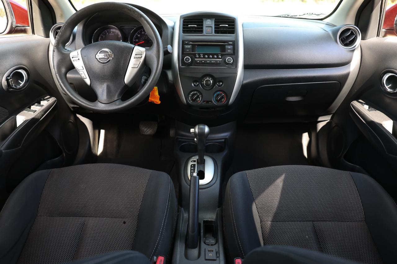Nissan Versa  2016