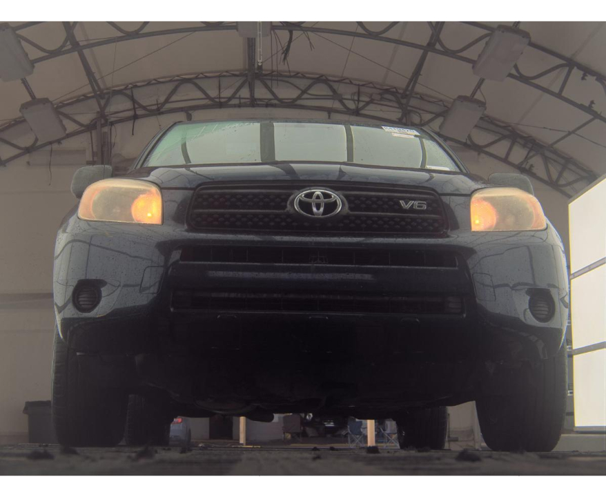 Toyota RAV4 Base 2006