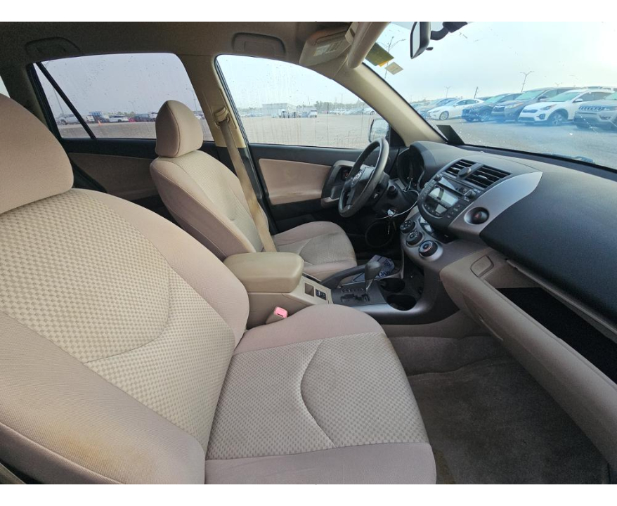 Toyota RAV4 Base 2006