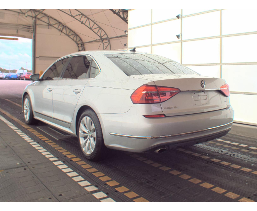 Volkswagen Passat  2016