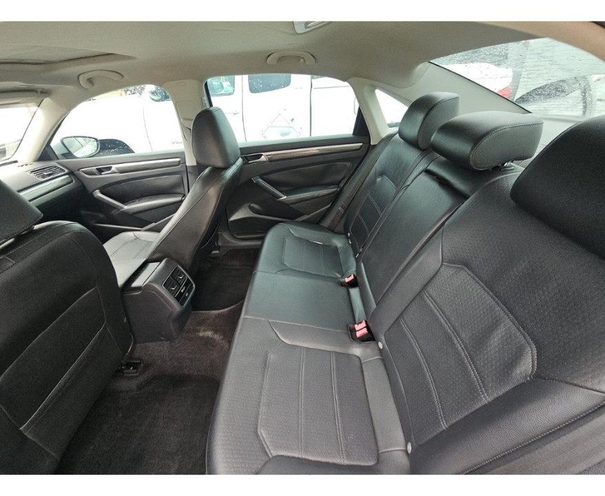 Volkswagen Passat  2016