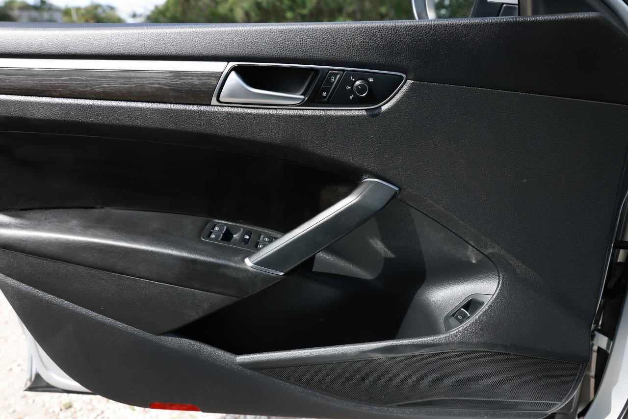Volkswagen Passat  2016