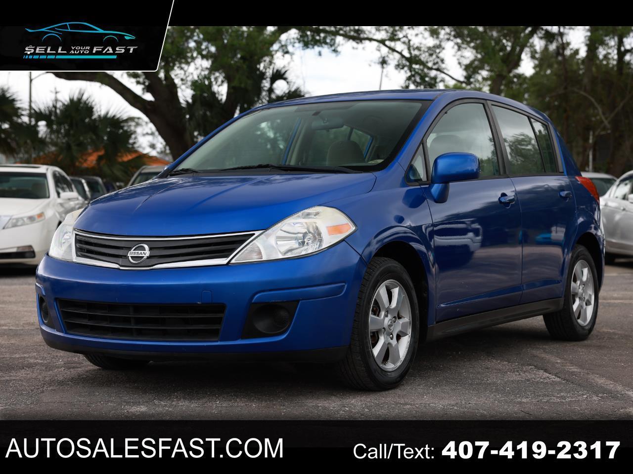 Nissan Versa  2012