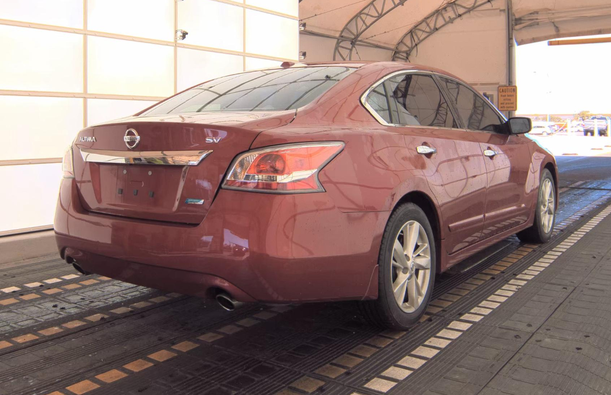 Nissan Altima 2.5 SV 2014