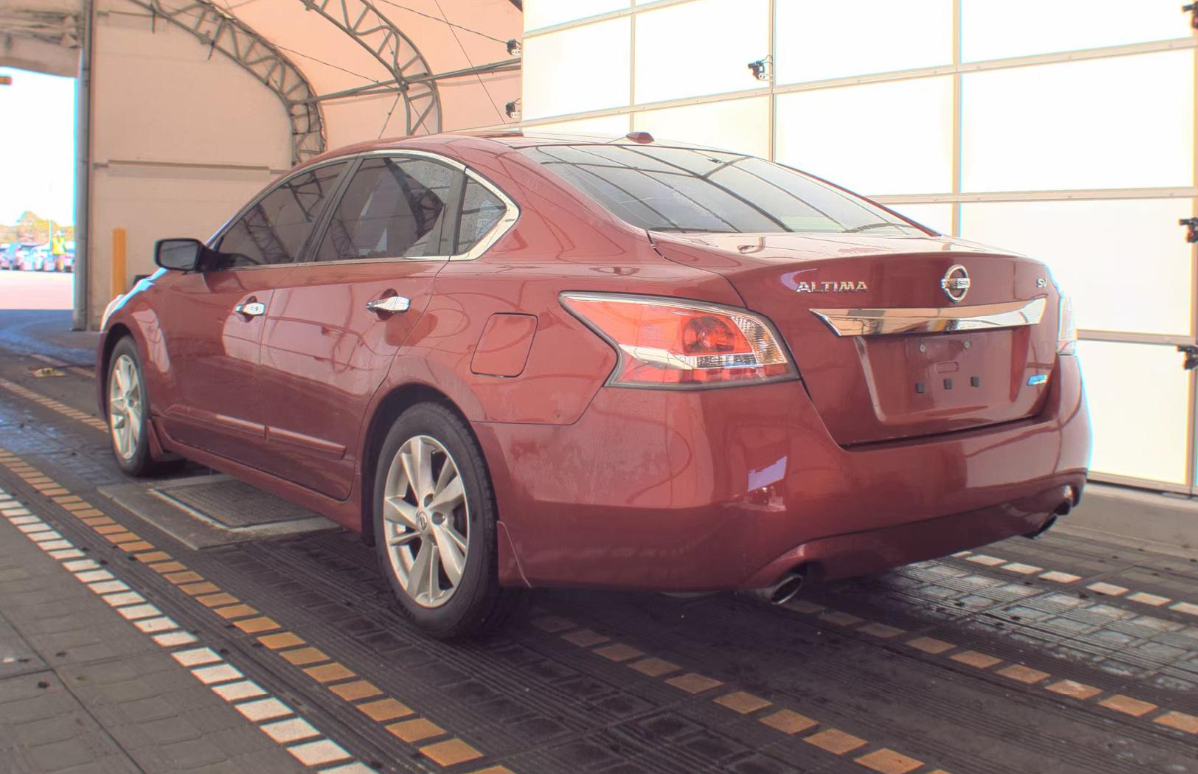 Nissan Altima 2.5 SV 2014