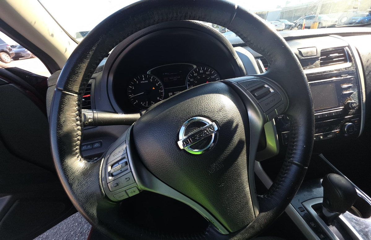 Nissan Altima 2.5 SV 2014