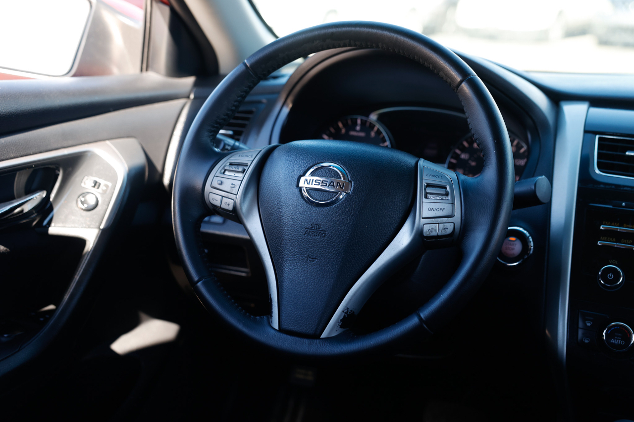Nissan Altima  2014