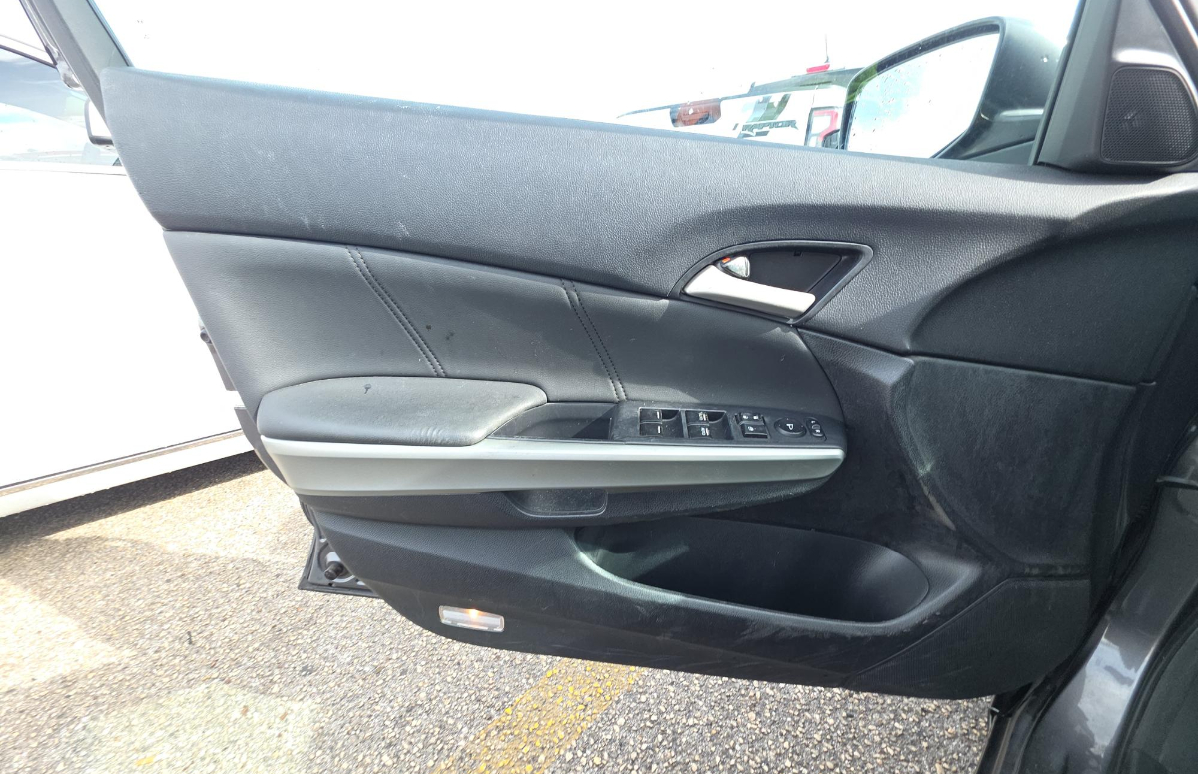 Honda Accord Sdn  2010