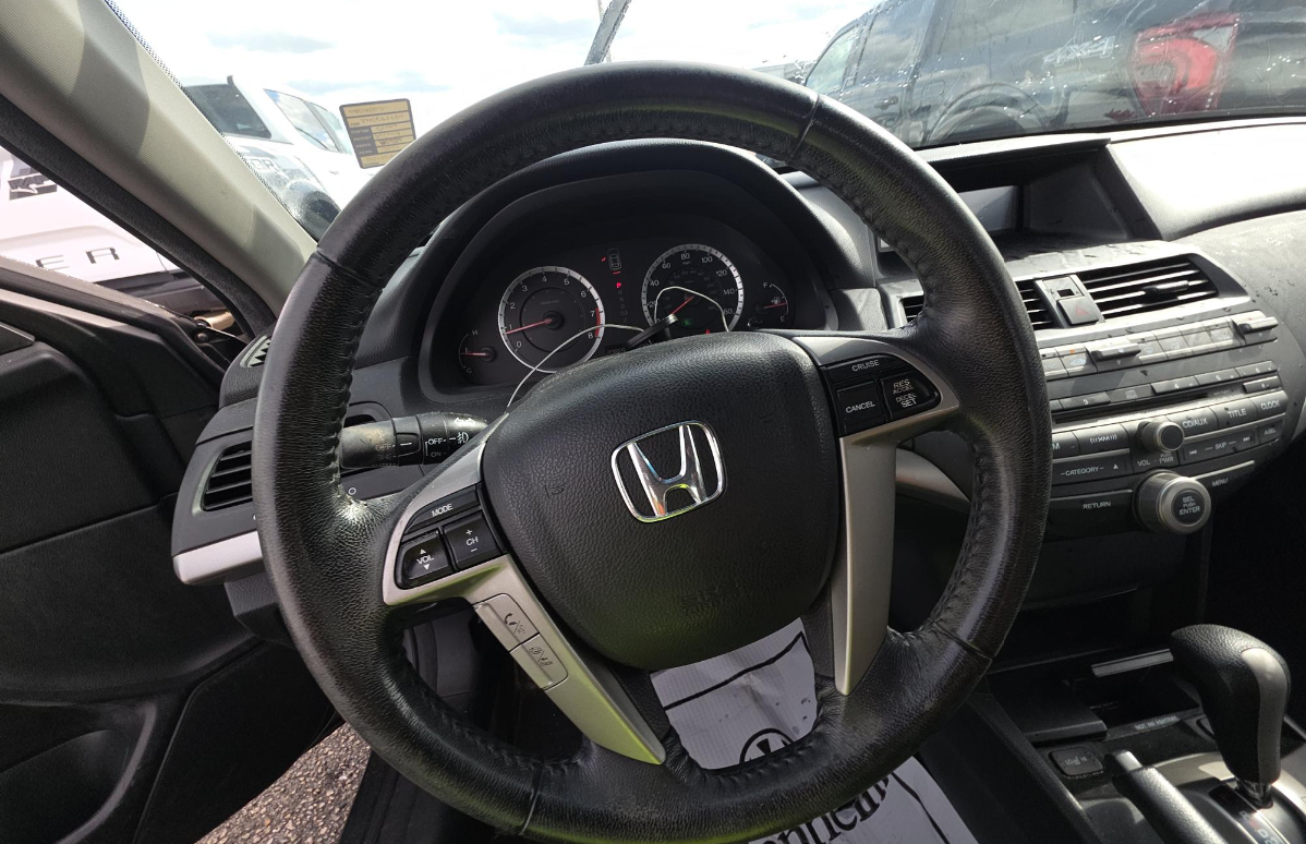 Honda Accord Sdn  2010