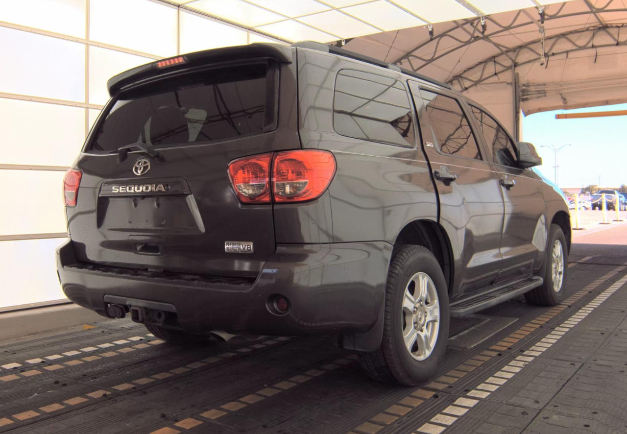 Toyota Sequoia SR5 2012