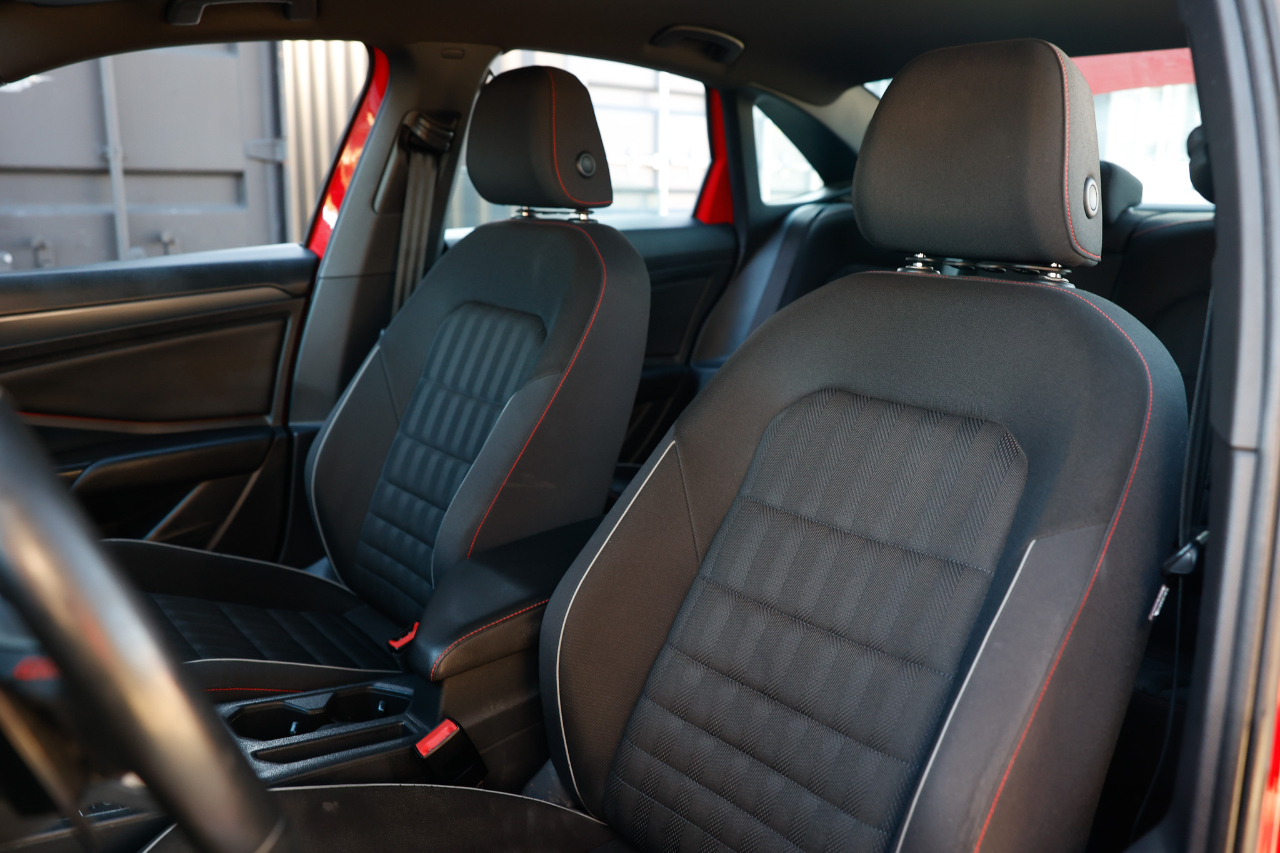 Volkswagen Jetta GLI  2019