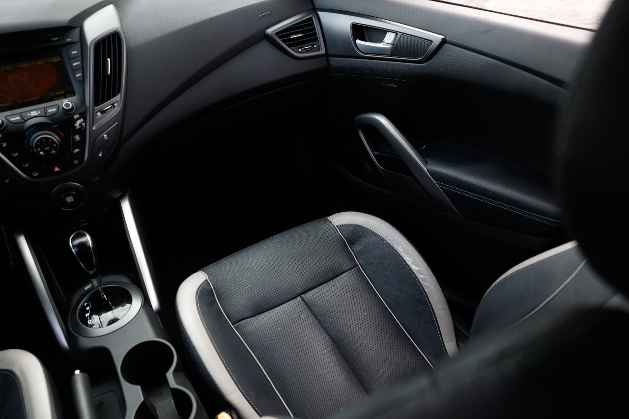 Hyundai Veloster  2015