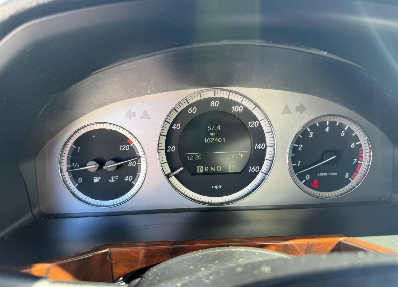 Mercedes-Benz GLK-Class  2010