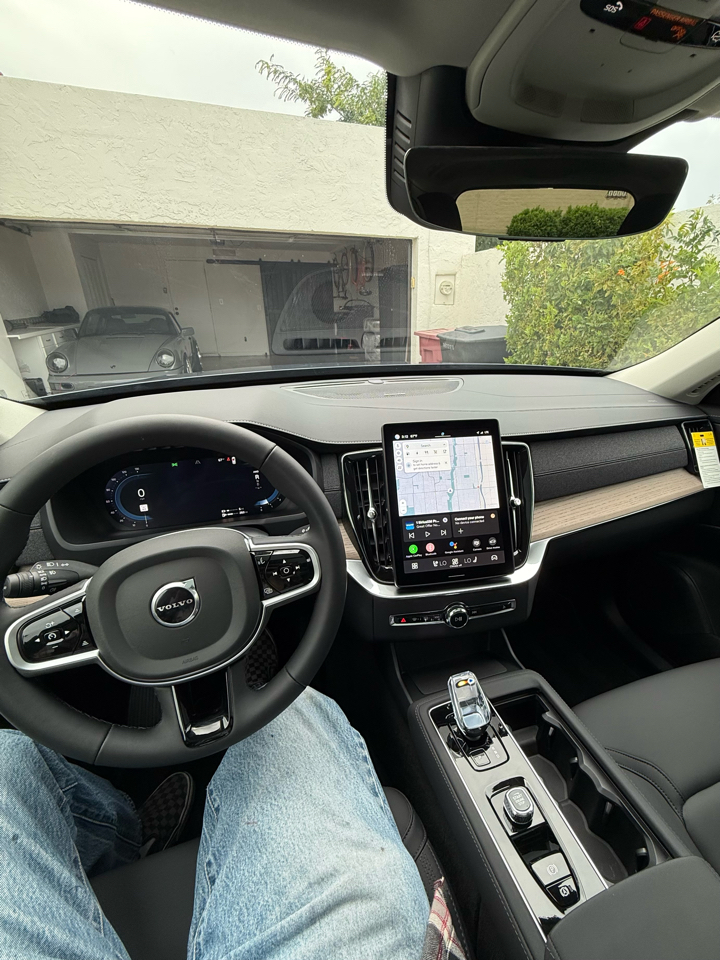 Volvo XC90 Plug-In Hybrid T8 AWD Plus 7-Seater 2025