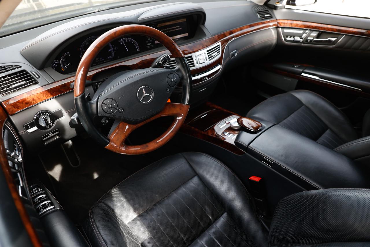 Mercedes-Benz S-Class S600 2011