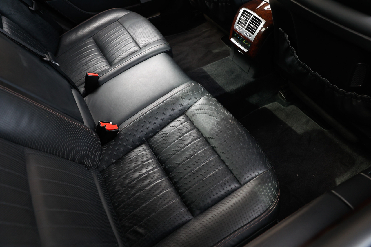 Mercedes-Benz S-Class S600 2011