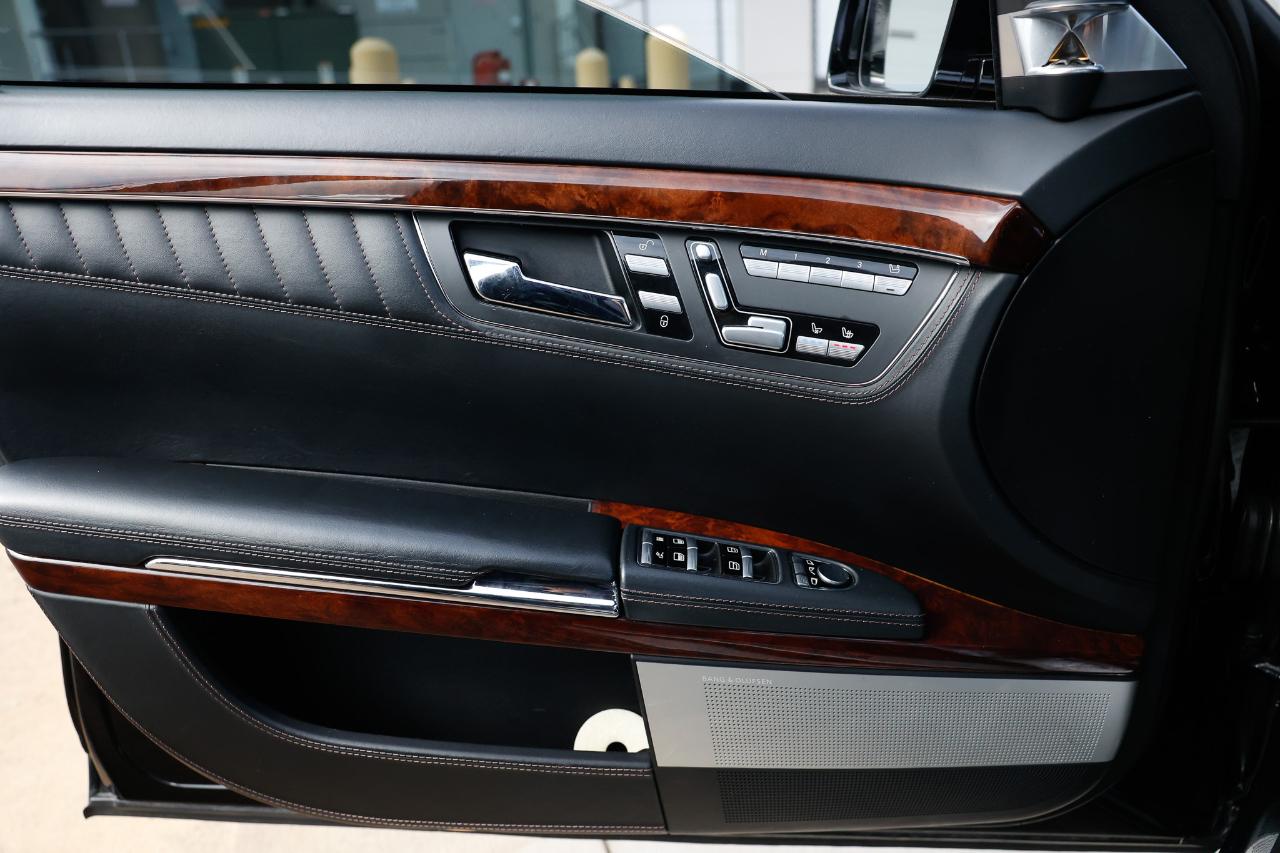 Mercedes-Benz S-Class S600 2011