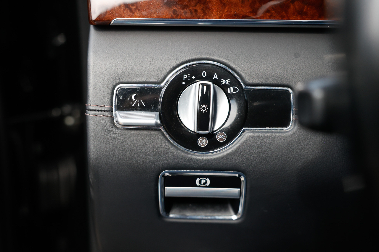 Mercedes-Benz S-Class S600 2011