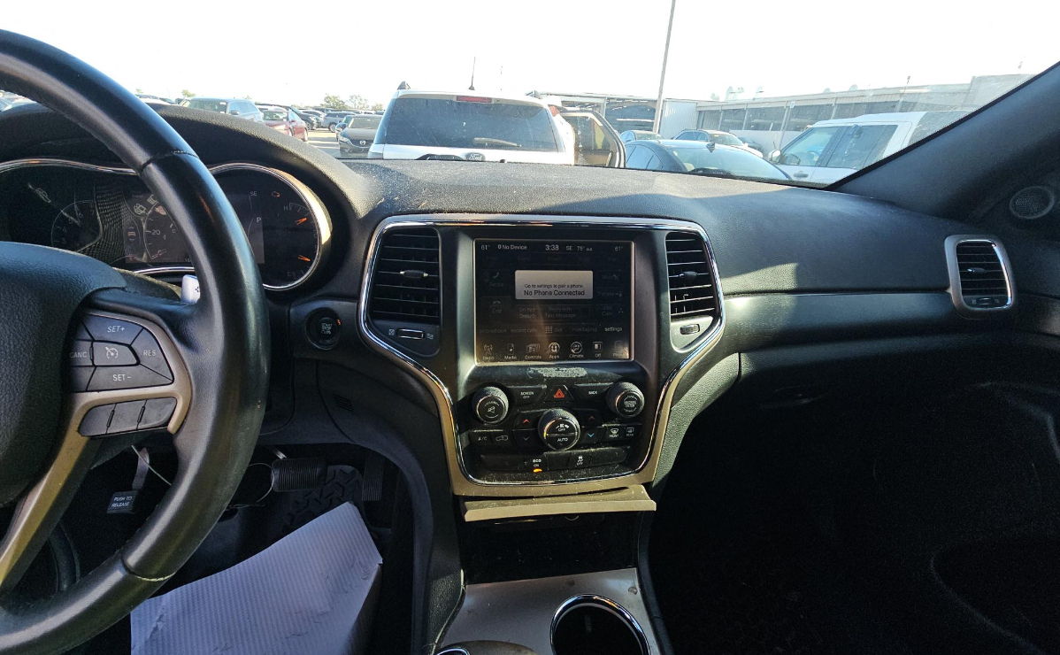 Jeep Grand Cherokee Laredo 2015