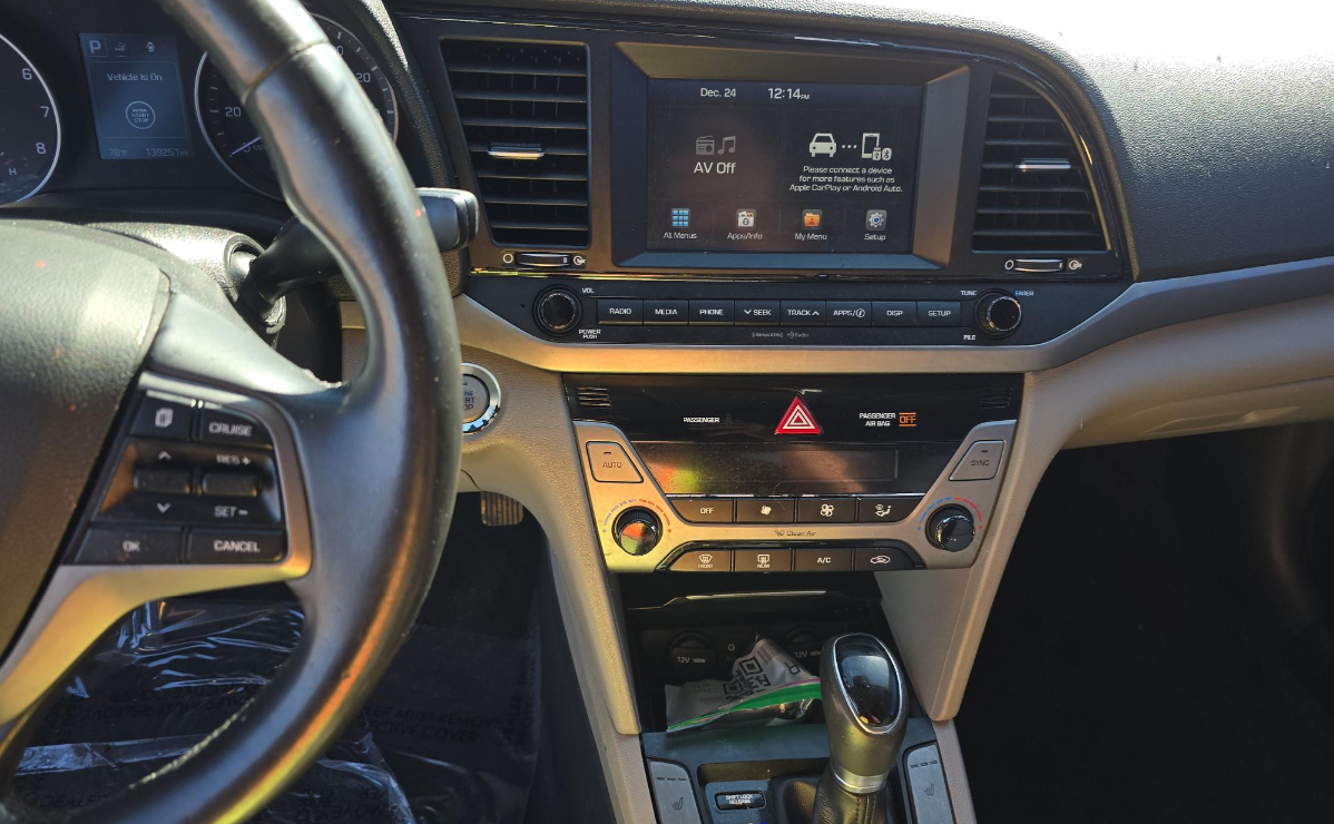 Hyundai Elantra SE 2017