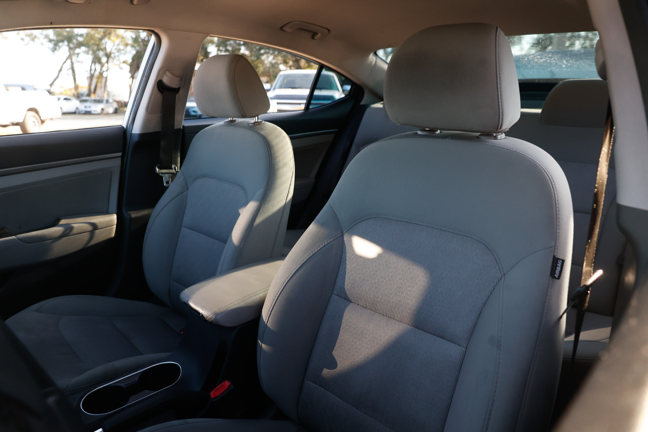 Hyundai Elantra SE 2017