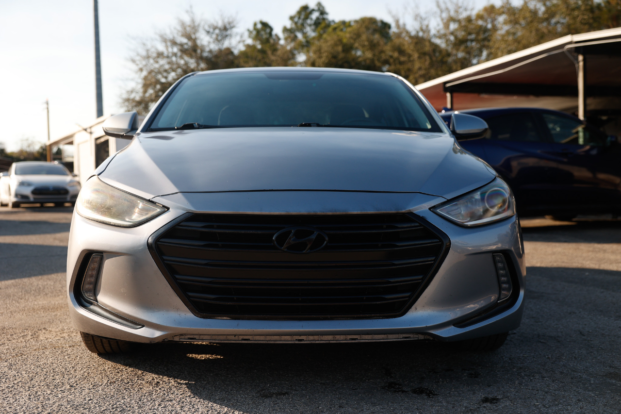 Hyundai Elantra SE 2017
