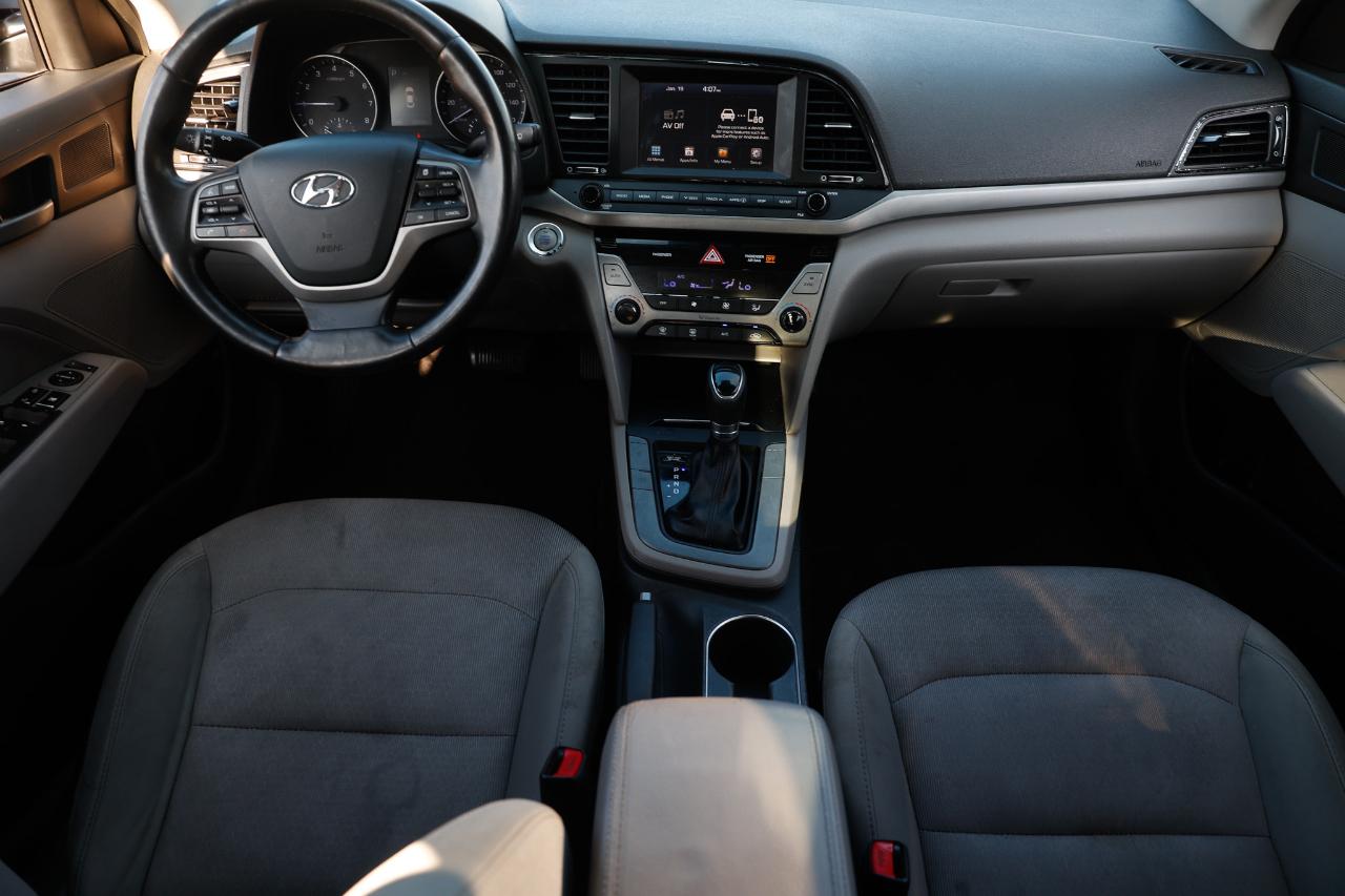 Hyundai Elantra SE 2017