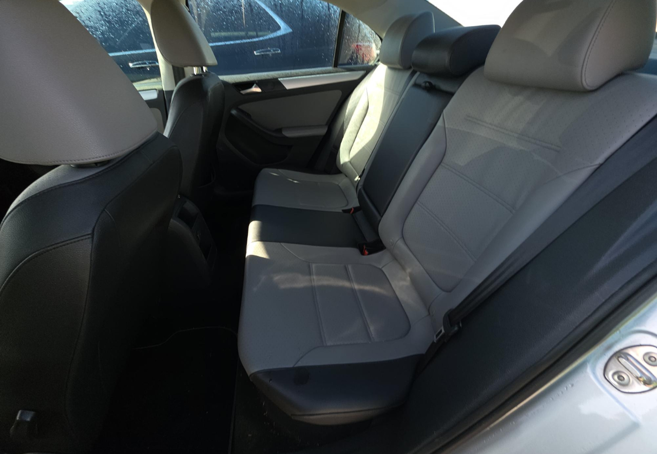 Volkswagen Jetta Sedan  2016