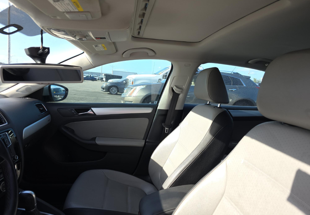 Volkswagen Jetta Sedan  2016