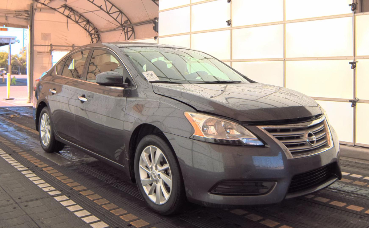 Nissan Sentra S 2015