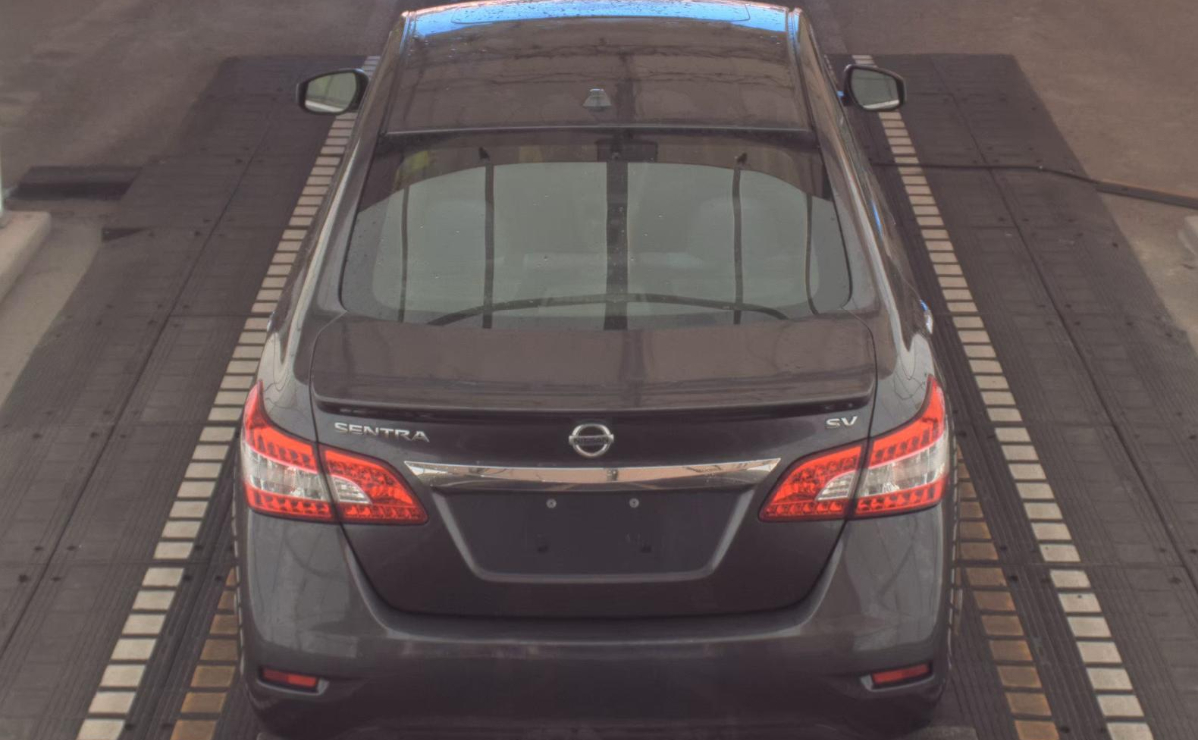 Nissan Sentra S 2015