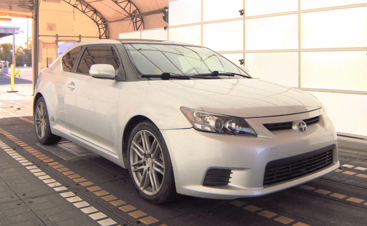 Scion tC  2011