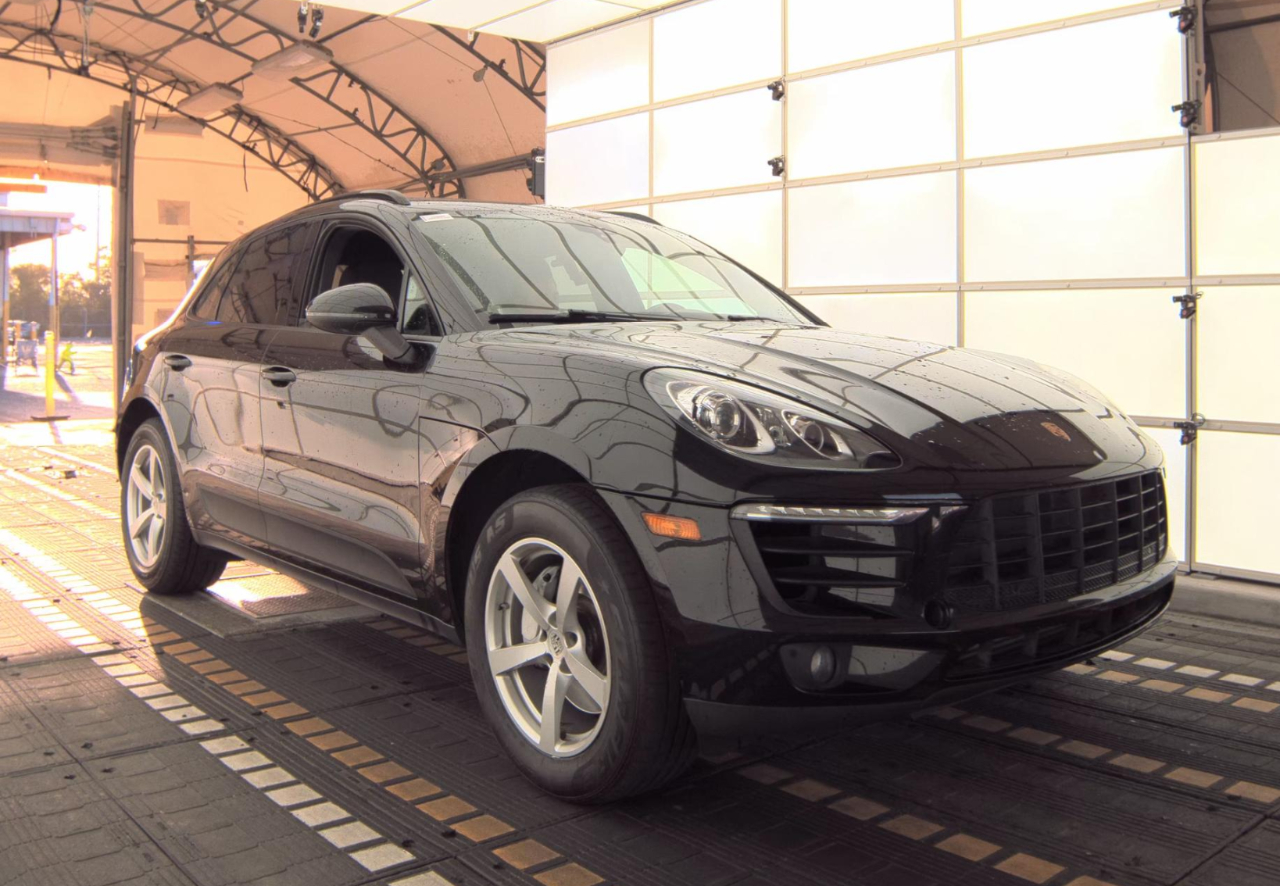 Porsche Macan  2017