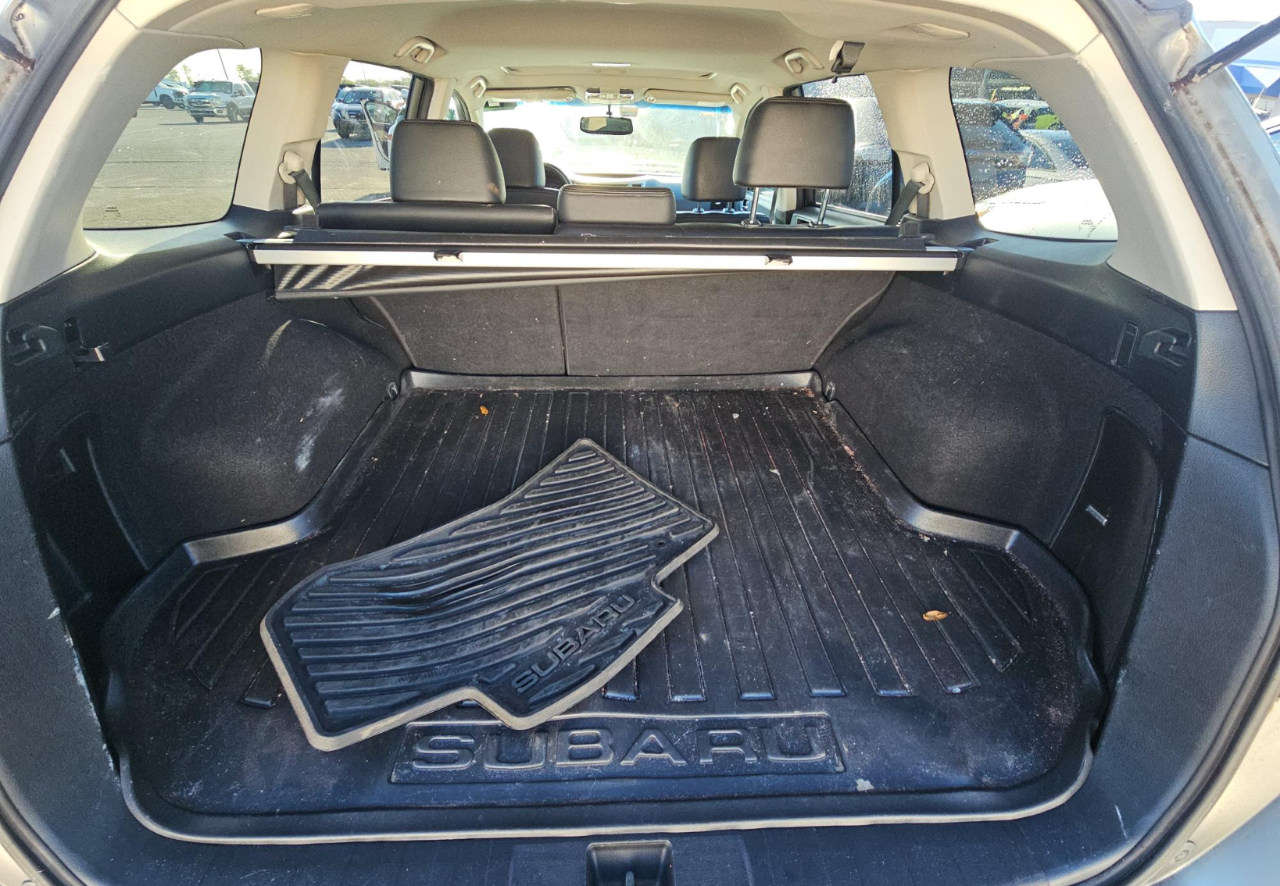 Subaru Outback 3.6R Limited 2011