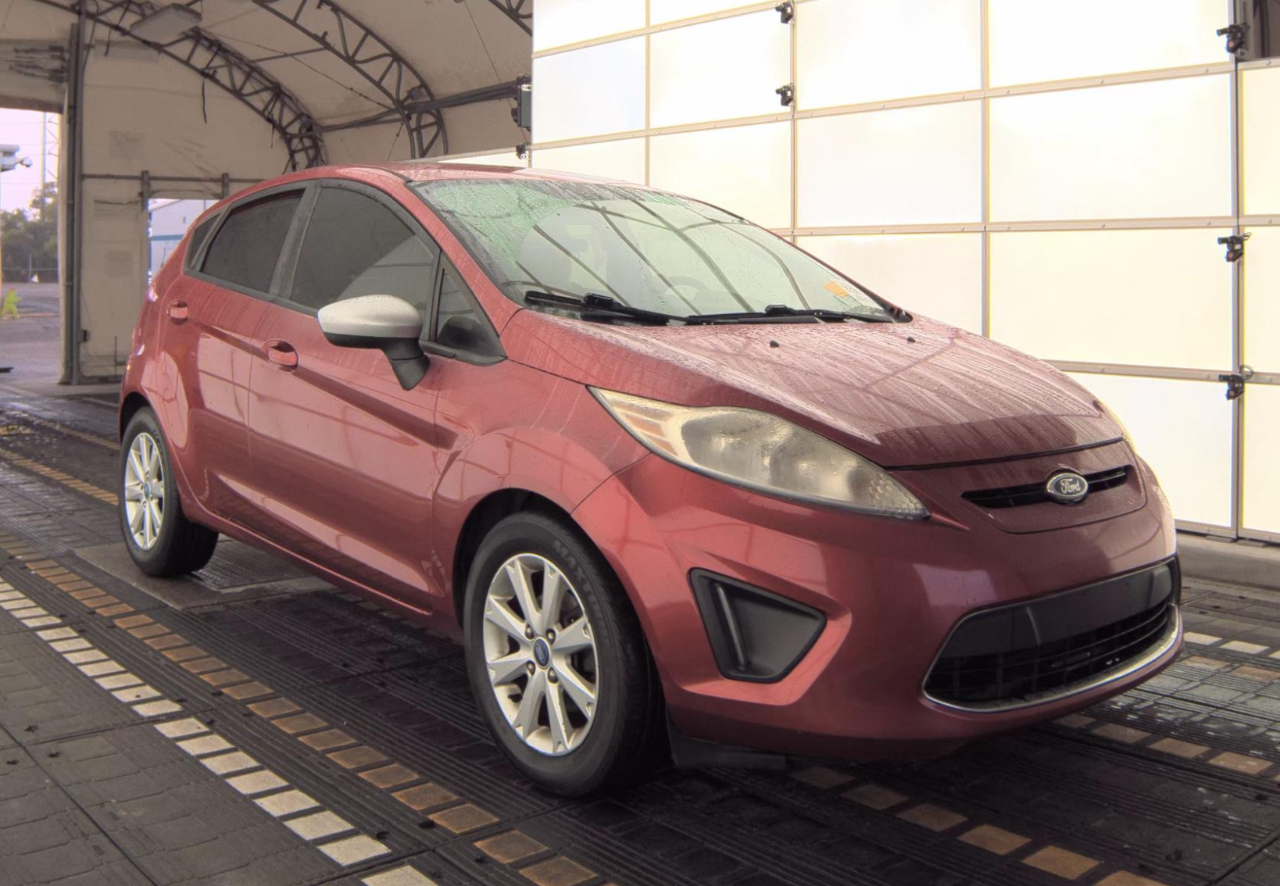 Ford Fiesta SE Hatchback 2011