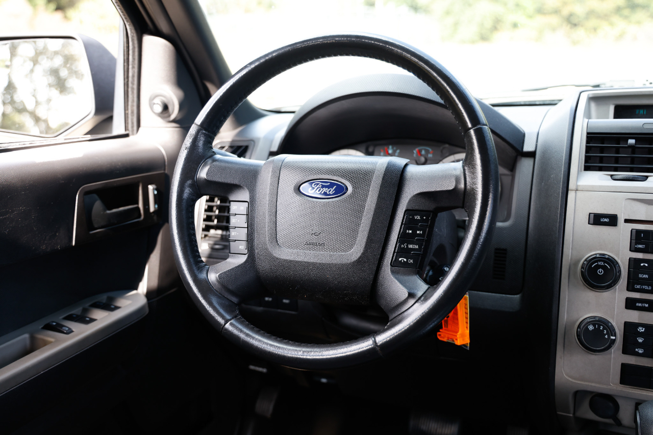 Ford Escape  2010
