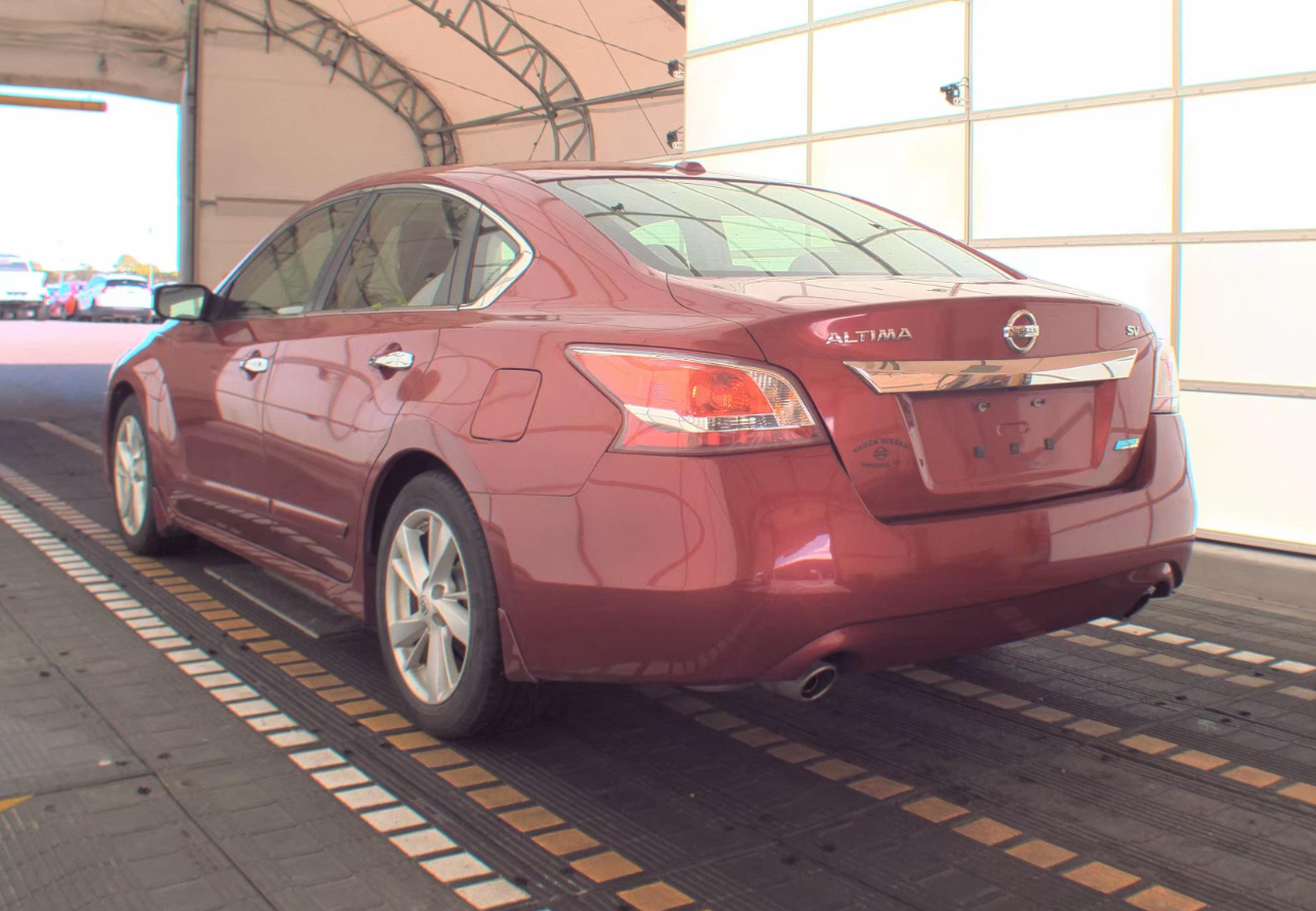 Nissan Altima 2.5 SV Sedan 2013