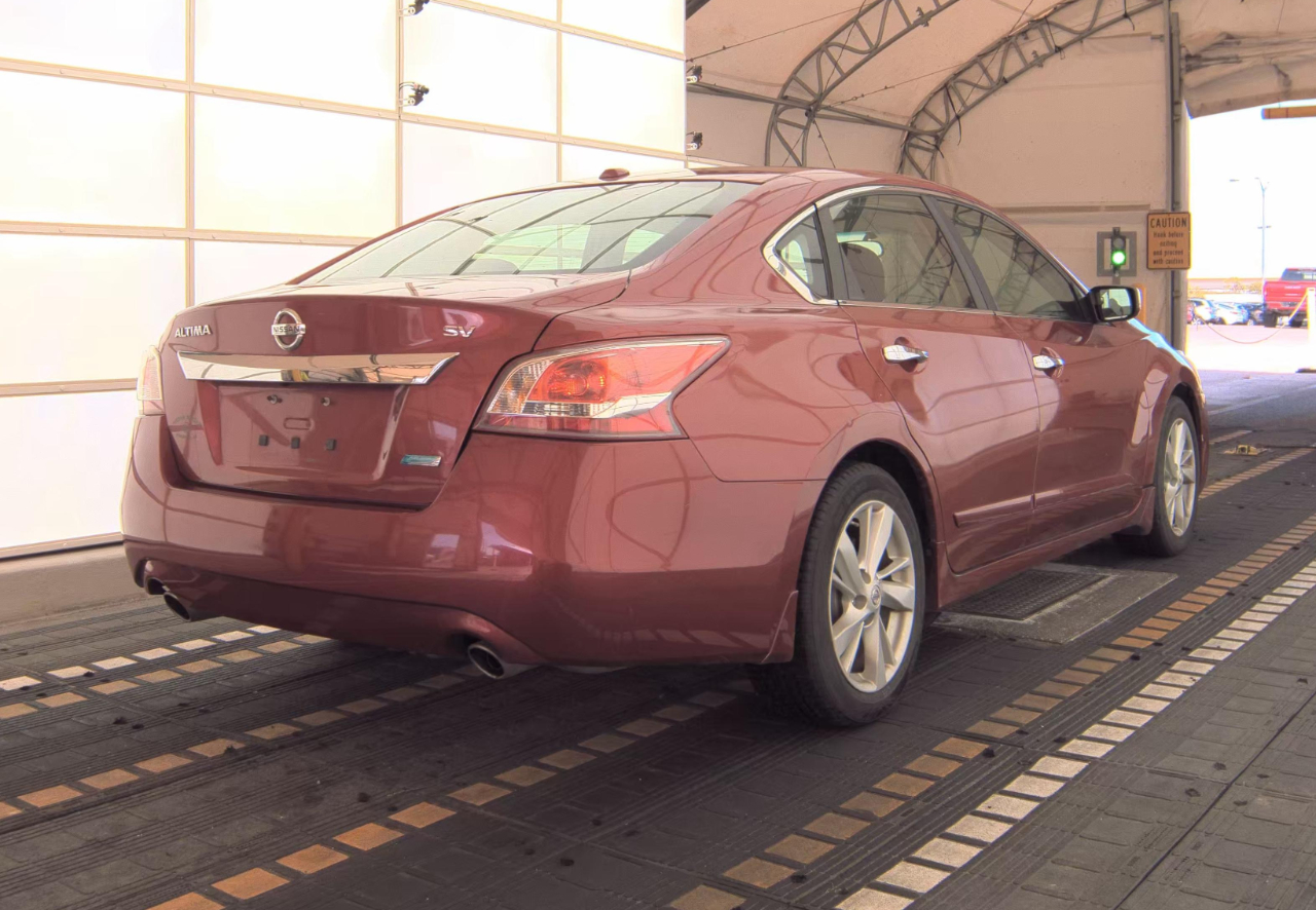 Nissan Altima 2.5 SV Sedan 2013