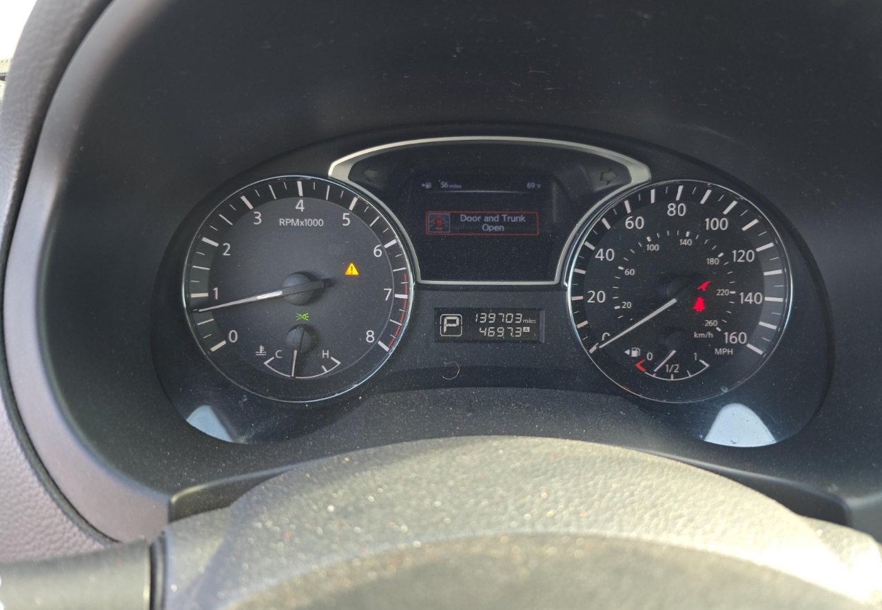 Nissan Altima 2.5 SV Sedan 2013