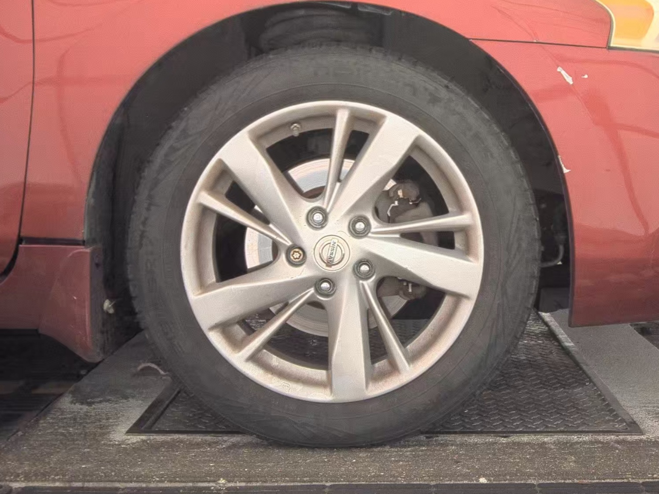 Nissan Altima 2.5 SV Sedan 2013