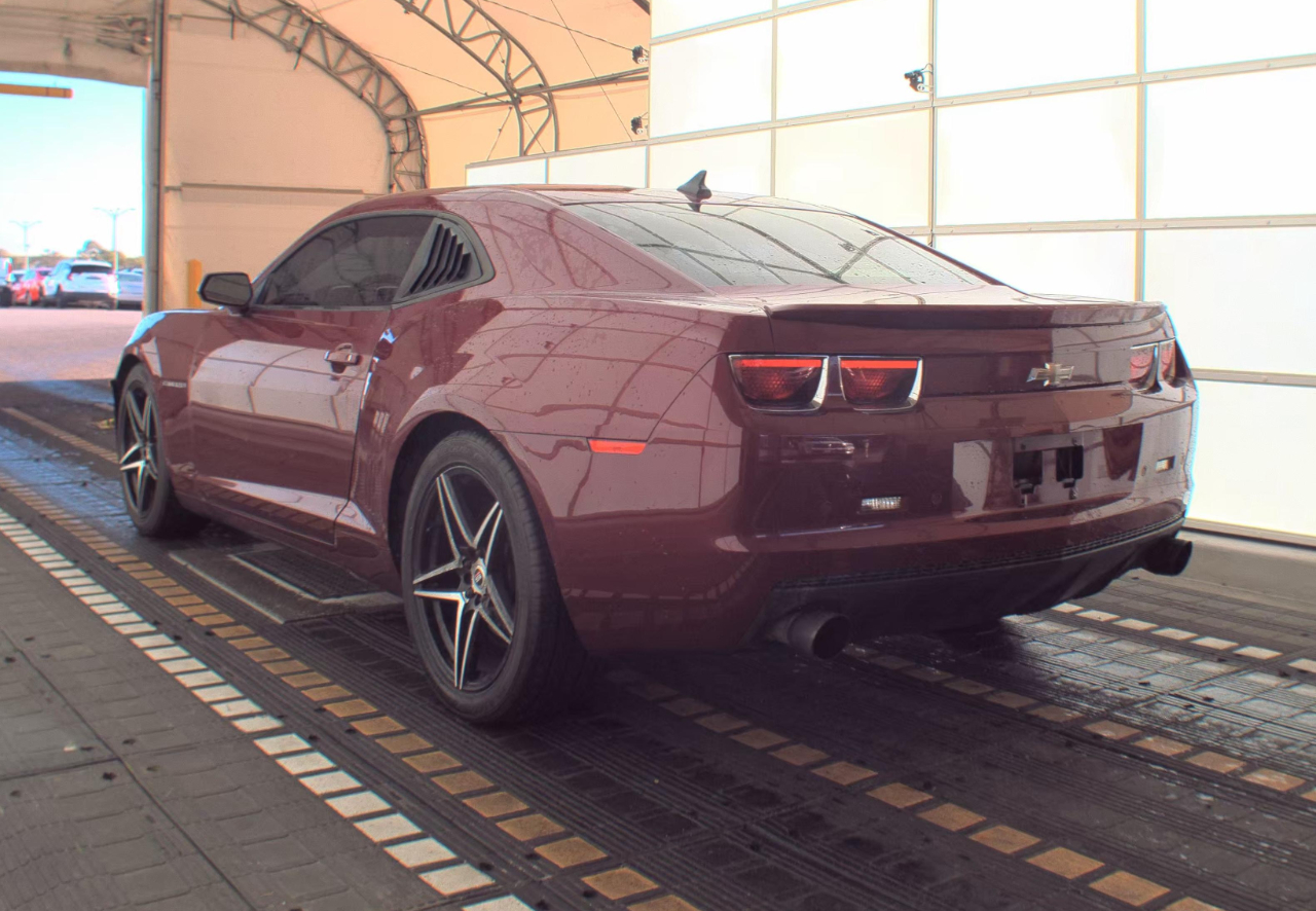 Chevrolet Camaro  2011